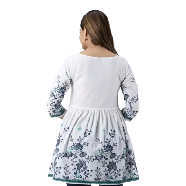 Women Tops